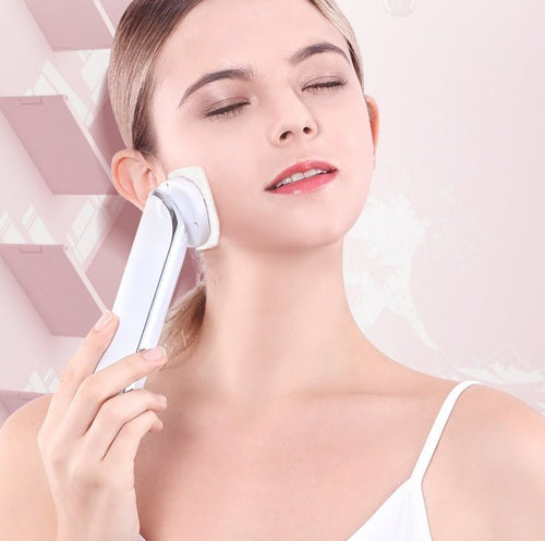 Beauty face washing instrument